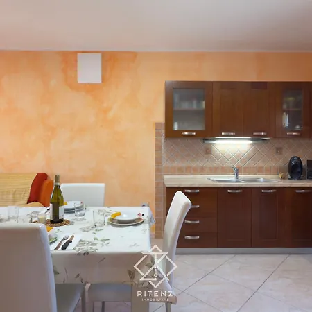 Domus Claudia - A 5 Minuti Dal Mare Semesterbostad *
